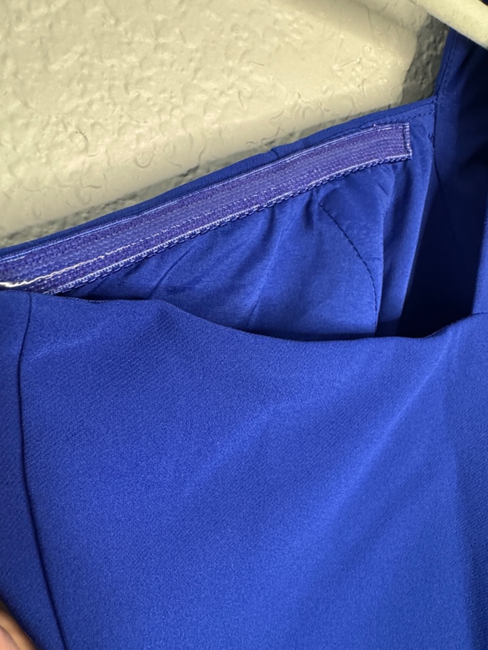 NEW Aidan Mattox Blue One Shoulder Crepe Jumpsuit Side Cut Out Size 6 - Picture 8 of 8